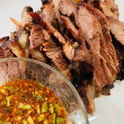 เนื้อย่าง น้ำจิ้มเเจ่ว ไซส์L600กรัม