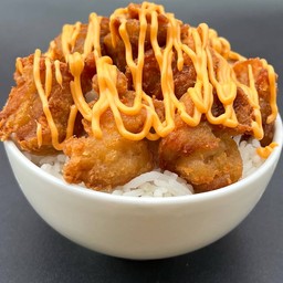 ข้าวไก่คาราเกะซอสชีสดิป