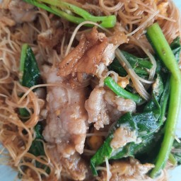 ผัดซีอิ๊วเส้นหมี่ไซร์พี่Big