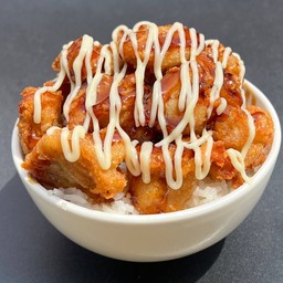 ข้าวไก่คาราเกะซอสมายองเนส