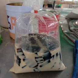 น้ำเต้าหู้ปาท่องโก๋เพื่อสุขภาพ byป๋อ