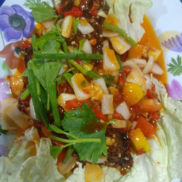 ปลากระพงทอดครึ่งตัว