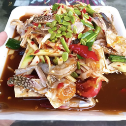 ตำทะเลกุ้งสดปูม้าหมูยอ