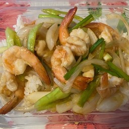 กุ้งผัดพริกสด