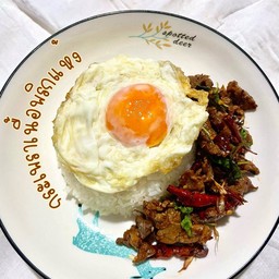 กระเพราเนื้อพริกแห้งโบราณ BY.คุณโจ