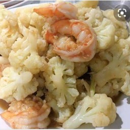 ดอกกะหล่ำผัดกุ้ง