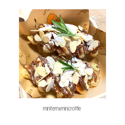 Mini fern x Mini croffle