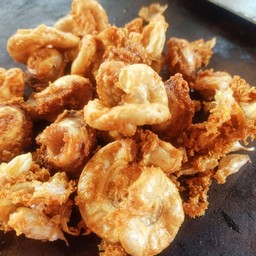 ใส้ตันทอดกระเทียม