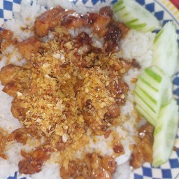 ข้าวไก่กระเทียม