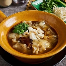 หูฉลาม+กระเพาะปลาน้ำแดง Shark Fin+Fish Maw in Brown Soup