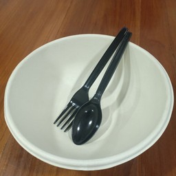 ถ้วย+ ช้อนซ้อม ชุดละ