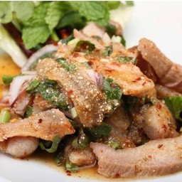 น้ำตกหมู