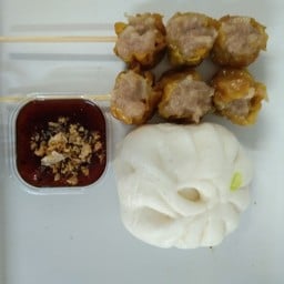 ตี๋อ้วนซาลาเปา ขนมจีบ ถ.หน้าเมือง