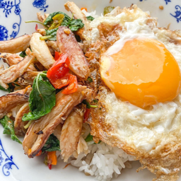 ข้าวกระเพราปู