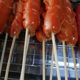 กิตน้อยปลาหมึกย่างยำรสแซ่บ สาขา3