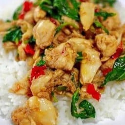 หมูทอดสะดุ้ง-กระเพราโบราณ พระปิ่น5 เอกชัย-บางบอน ครัวเจ้ผึ้ง