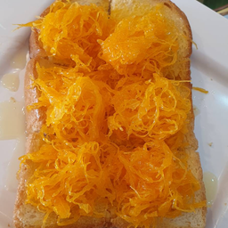 ปังเนยฝอยทองนม Butter toast with golden thread