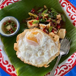 กระเพราปลาหมึก