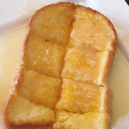ปังเนยนม Butter toast