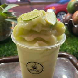 อโวคาโด้น้ำผึ้งมะนาวปั่น