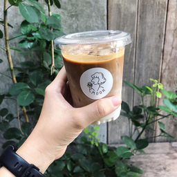 Thai Style Iced Coffee ( เอสเย็น)