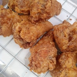 Ploy ไก่ทอดหาดใหญ่