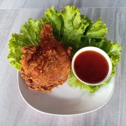 ไก่ทอดหาดใหญ่ วี-สะเดียง & ข้าวเหนียวห่อ ไก่ทอด-หมูทอด (ร้านใหญ่ข้างเซเว่น) Kai Tod Had Yai Sadiang