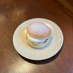 Banana nutella cream