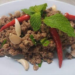 ก้อยหมูสุก