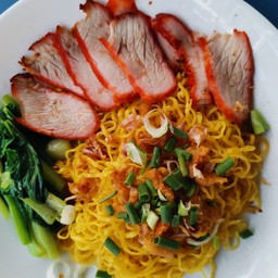 บะหมี่เกี๊ยวเฮียตุง