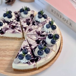Blueberry cheese pie (D)