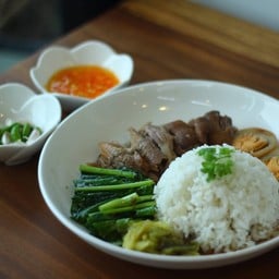 ครัวหลังบ้าน ( ครัวมันนี่ )