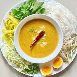 ขนมจีนน้ำยาปู คุณนุส