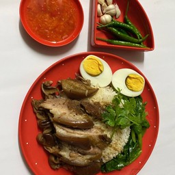 ข้าวขาหมู ข้าวมันไก่ตอน นายโย (สาขาคลองสี่) คลองสี่