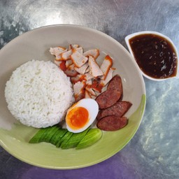 ข้าวหมูแดง