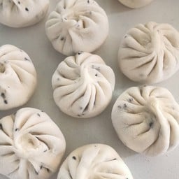 รดา ซาลาเปา วชิรา