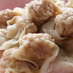 เกี๊ยวหมูล้วน (ไม่ใส่หมูแดงและเนื้อสัตว์ทุกชนิด)