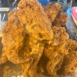 โครงไก่