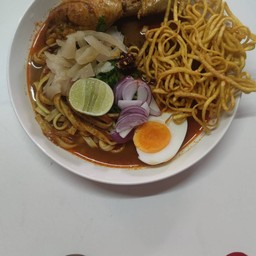 ข้าวซอยน่องไก่