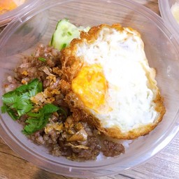 หมูสับกระเทียม+ไข่ดาว