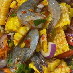 ยำข้าวโพดกุ้งสด-ดิบ-น้ำปลาร้า