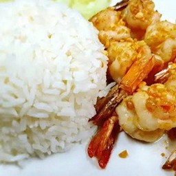 กุ้งกระเทียม...ราดข้าว