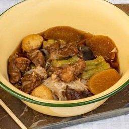 ก๋วยเตี๋ยวหมูตุ๋น