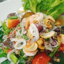ยำวุ้นเส้นรวม