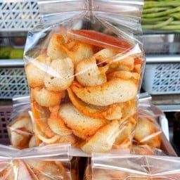 ขนมเกรียบปลาน้ำจิ้ม