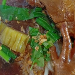 บลูก๋วยเตี๋ยวไก่มะระ