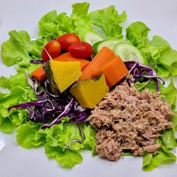 สลัดทูน่า สูตรคลีน 140 kcal