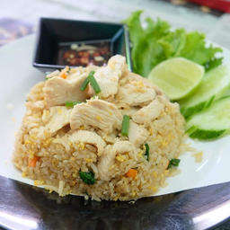 ข้าวผัดไก่_