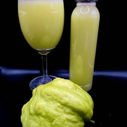 น้ำฝรั่ง สกัดเย็น 200 ml.