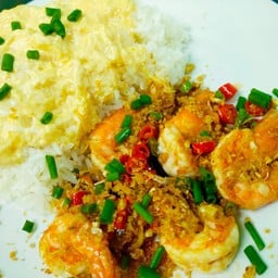 กุ้งคั่วพริกเกลือ+ข้าวไข่ข้นเกินปุยมุ้ยย